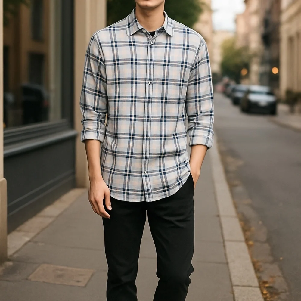 Men’s Banana Republic Casual White and Navy Checkered Shirt